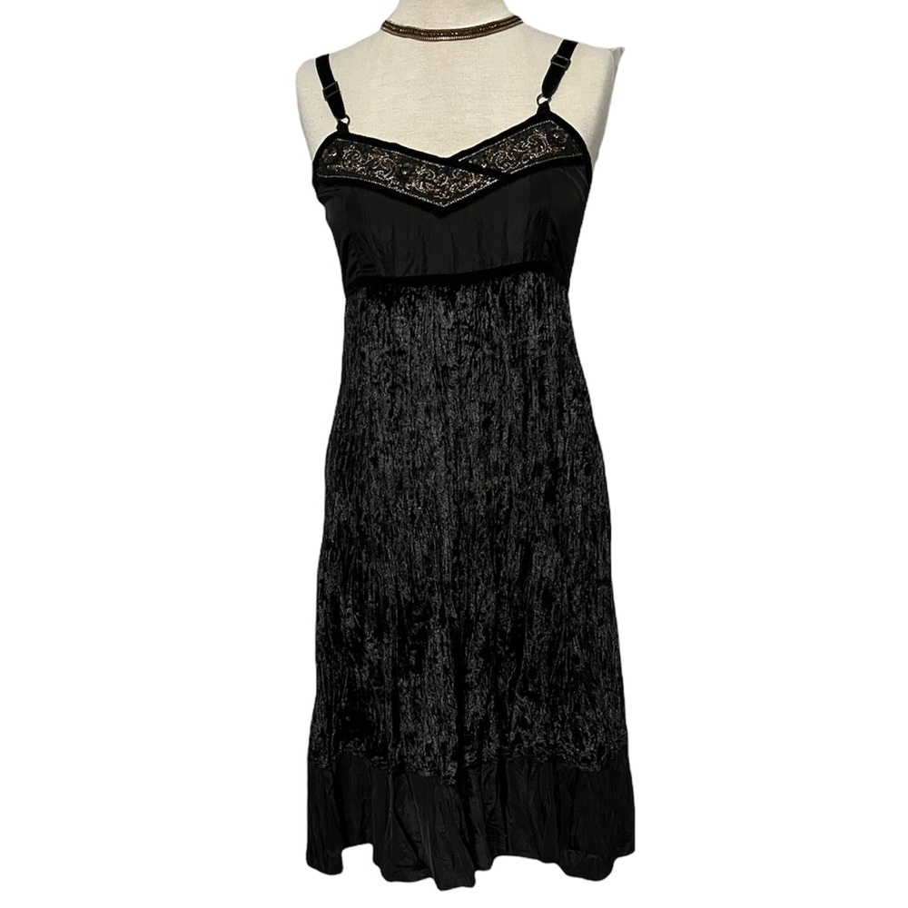 VELVET/SATIN DRESS BY MANIJU